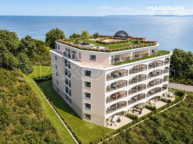 Валенсия Лукс — Галерия