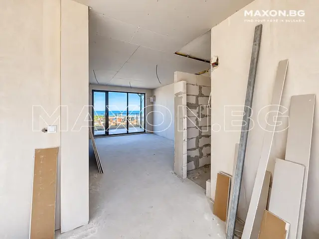 Просторен двустаен с морска панорама — Галерия