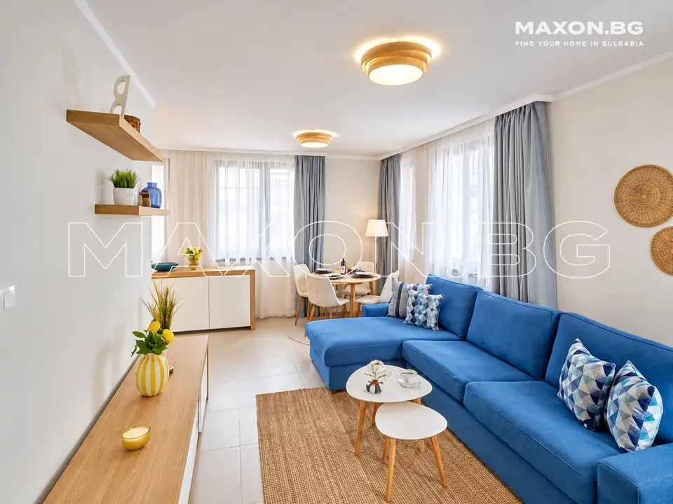 Санта Марина — Интериор
